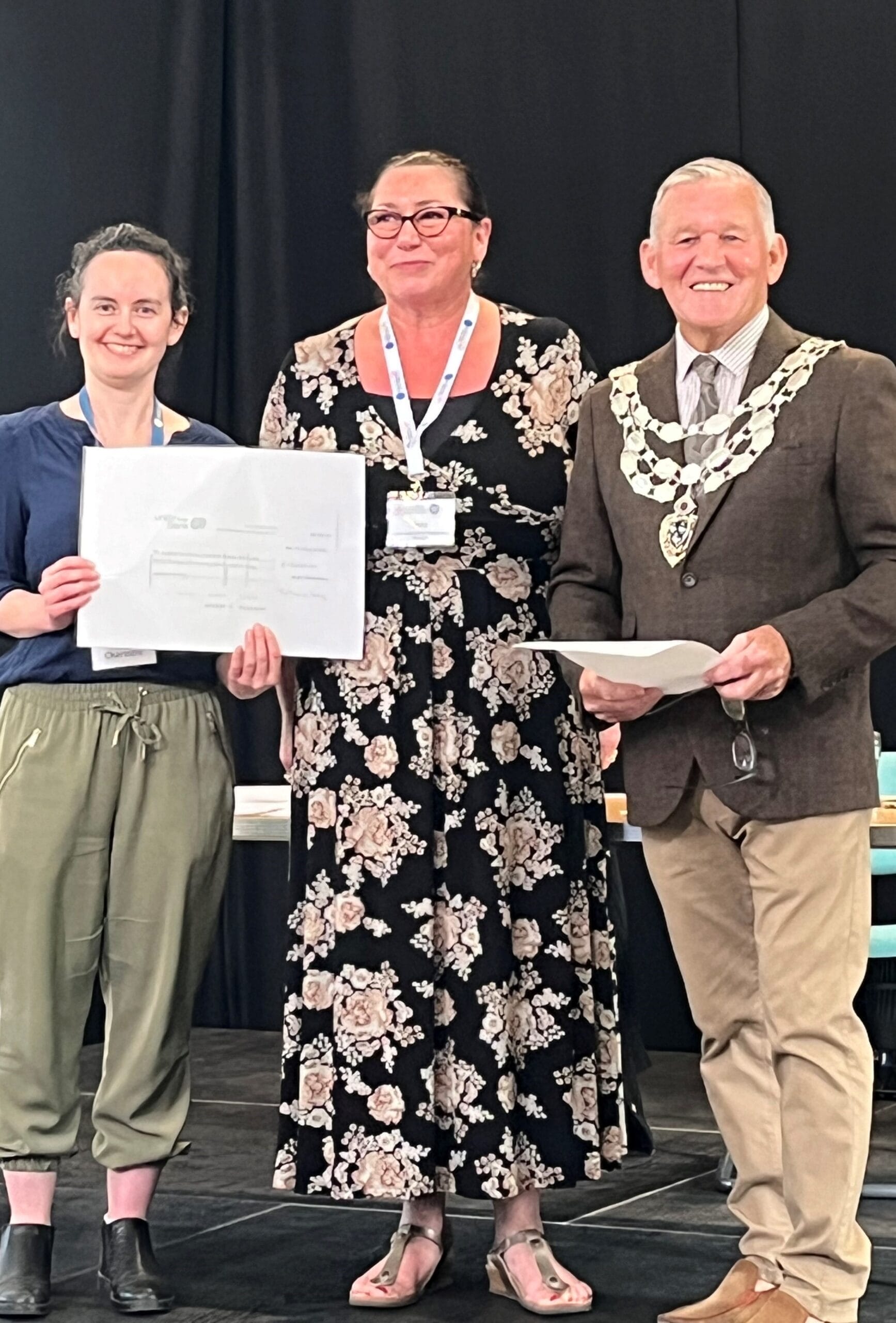 This photo shows members of the Citizen's Advice group receiving their grant from the Mayor.